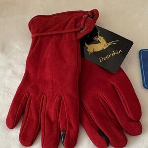 Red Deerskin women’s luxury gloves, size small